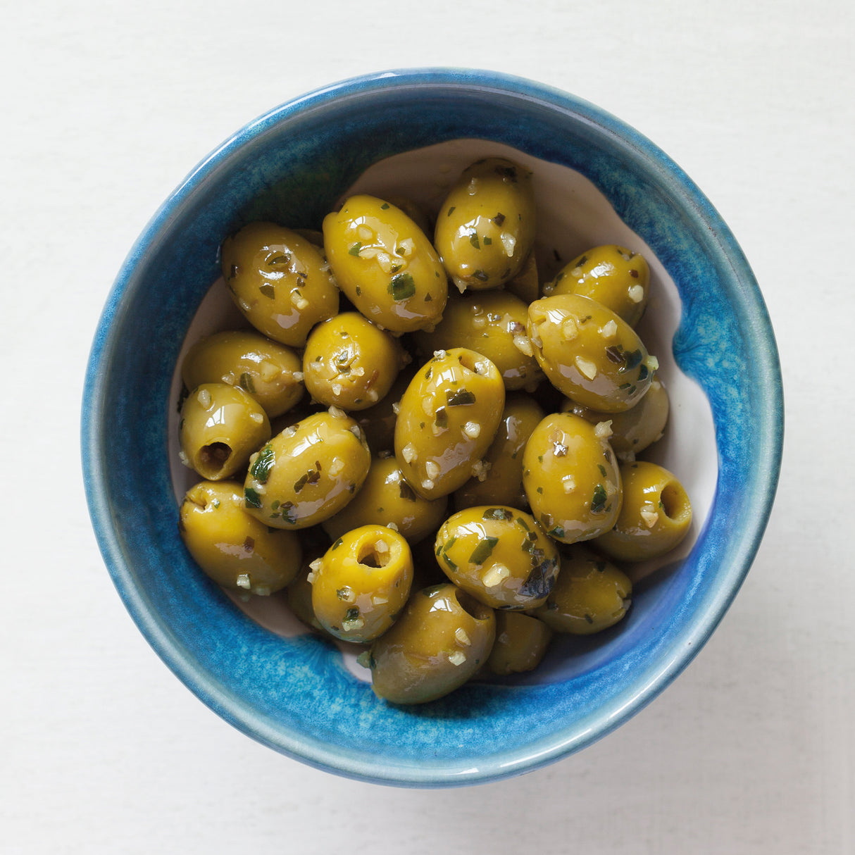 Real Olive Co - Organic Wild Garlic and Basil Pitted Olives (150g)