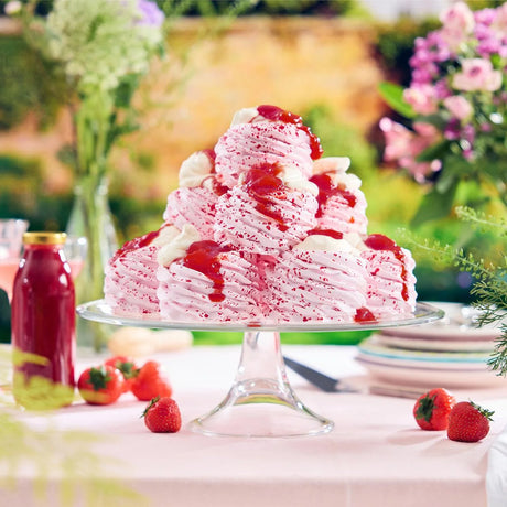 The Glorious Mess - Strawberry Meringue Nests (4 x 30g)