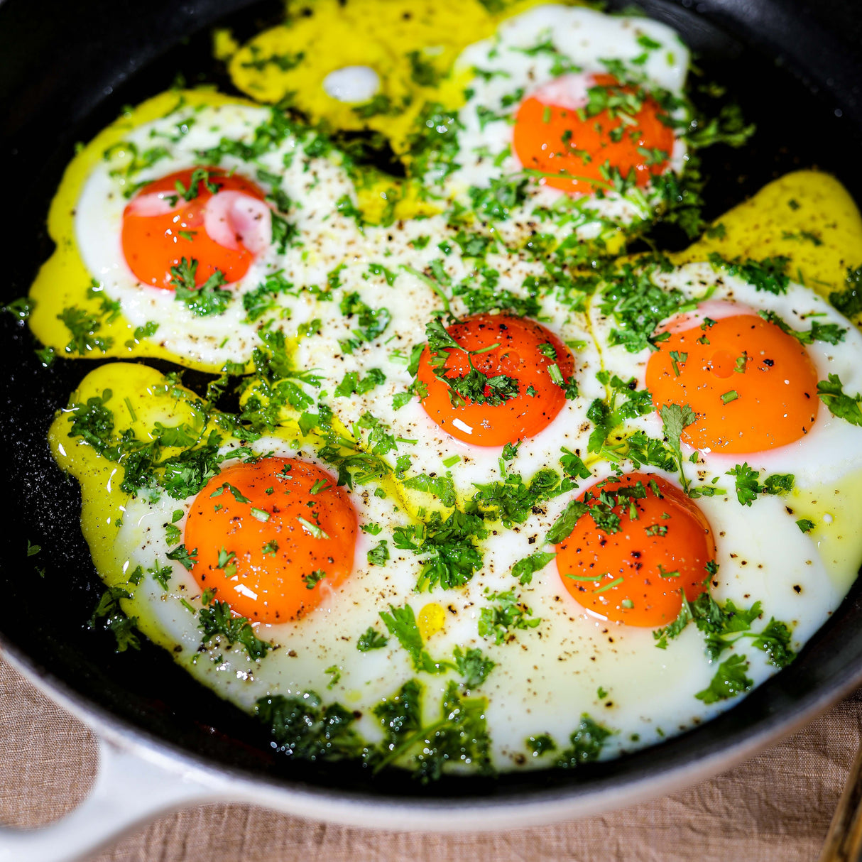 Cacklebean - Chicken Eggs (Mixed Colour) x 6